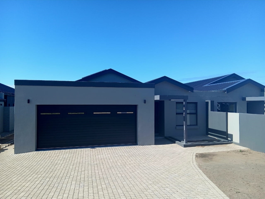 To Let 3 Bedroom Property for Rent in Dana Bay Western Cape